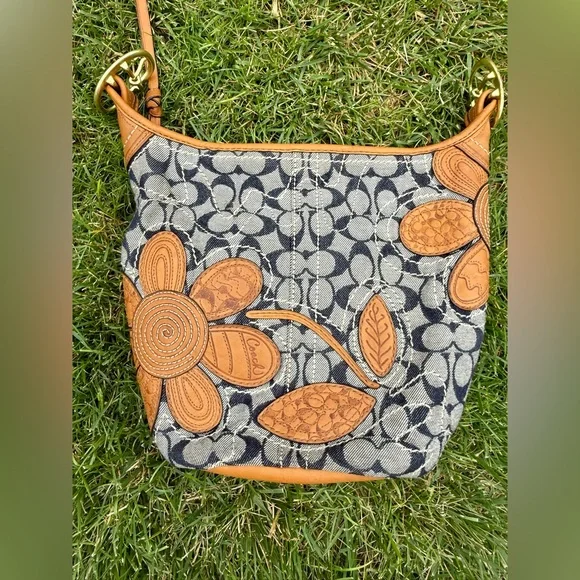 SOLD ‼️Coach Denim Floral Duffle 2007 - Picture 11 of 13